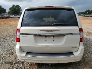 2011 Chrysler Town & Country Limited z VIN 2A4RR6DG5BR760287, wystawiony jako Copart lot #61506085 z przebiegiem 228 411 mil mil oraz Czysty tytuł • Clean title. Historia ofert i sprzedaży dostępna na DreamBid. Obrazek 6.