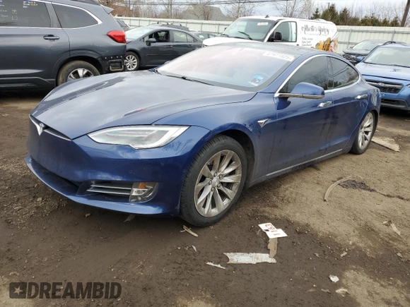 2018 Tesla Model S 75D with VIN 5YJSA1E20JF269303, listed as a Copart auction lot 47971925 with 112,181 mi miles and Salvage title. Bid and sale history available at DreamBid. Image 1.