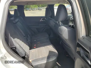 2024 Mitsubishi Outlander SE z VIN JA4J3VA80RZ049103, wystawiony jako Copart lot #57022835 z przebiegiem 32 190 mil mil oraz Szkody całkowita. Historia ofert i sprzedaży dostępna na DreamBid. Obrazek 10.