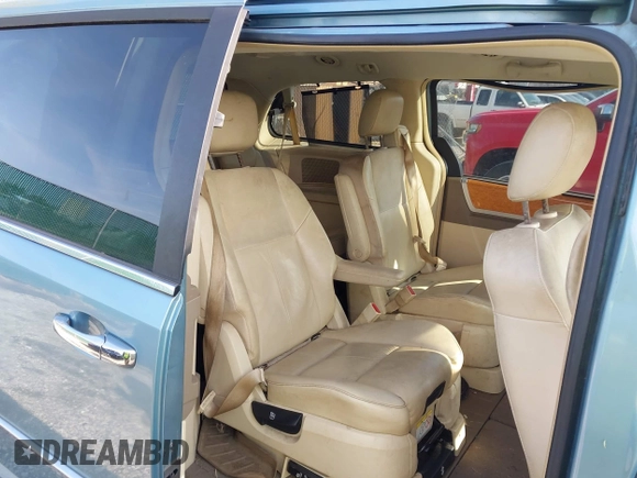 2010 Chrysler Town & Country Limited with VIN 2A4RR6DX0AR237189, listed as a IAAI auction lot 41910606 with 169,317 mi miles. Bid and sale history available at carsss.com. Image 8.