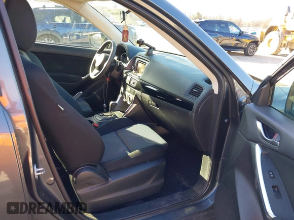 2013 Mazda CX-5 Sport z VIN JM3KE4BE3D0141748, wystawiony jako IAAI lot #41836498 z przebiegiem 163 118 mil mil oraz . Historia ofert i sprzedaży dostępna na DreamBid. Obrazek 5.