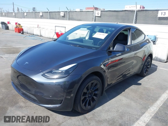 2024 Tesla Model Y с VIN 7SAYGDED9RF091854, выставлен на аукционе IAAI как лот 42382483 с пробегом 14 805 миль миль и . История ставок и продаж доступна на DreamBid. Изображение 2.