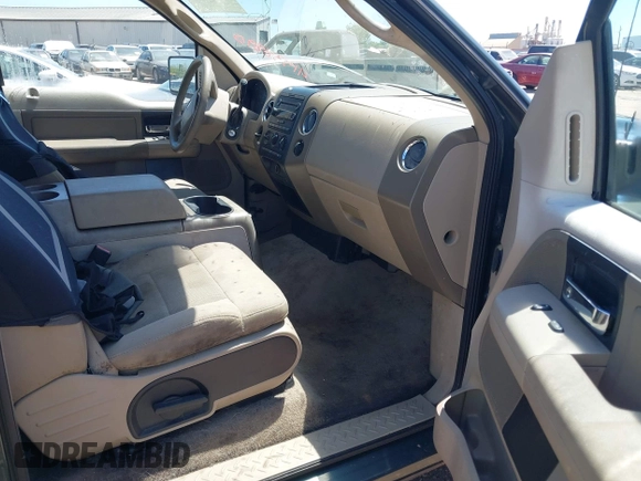 2006 Ford F-150 STX with VIN 1FTRX12W16NA30551, listed as a IAAI auction lot 41938890 with 176,452 mi miles. Bid and sale history available at carsss.com. Image 5.