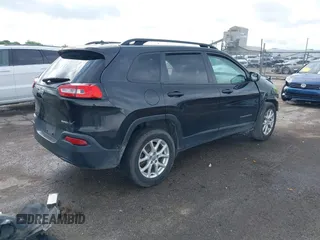 2016 Jeep Cherokee Sport with VIN 1C4PJMAB8GW290174, listed as a IAAI auction lot 42289832 with 155,186 mi miles and . Bid and sale history available at DreamBid. Image 4.