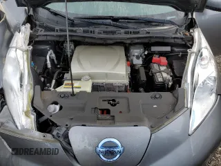 2016 Nissan LEAF S with VIN 1N4BZ0CPXGC313000, listed as a Copart auction lot 71705053 with 32,912 mi miles. Bid and sale history available at carsss.com. Image 11.