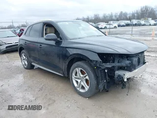 2018 Audi Q5 Premium with VIN WA1ANAFY4J2111756, listed as a IAAI auction lot 41717129 with 59,242 mi miles. Bid and sale history available at carsss.com. Image 1.