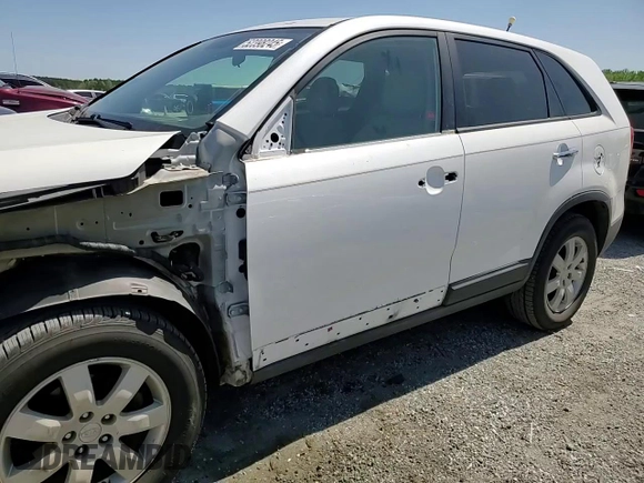 2011 Kia Sorento LX with VIN 5XYKT3A12BG065745, listed as a Copart auction lot 52398245 with 140,713 mi miles and Salvage Title. Bid and sale history available at DreamBid. Image 12.