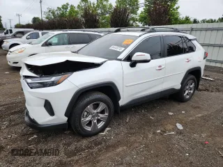 2024 Toyota RAV4 XLE with VIN 2T3P1RFV5RC431852, listed as a Copart auction lot 64449775 with 22,378 mi miles and Salvage title. Bid and sale history available at DreamBid. Image 1.