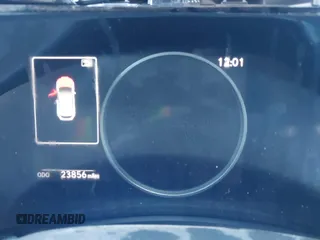2022 Lexus NX 250 z VIN 2T2ADCEZ4NC001713, wystawiony jako IAAI lot #41354855 z przebiegiem 23 856 mil mil oraz . Historia ofert i sprzedaży dostępna na DreamBid. Obrazek 7.