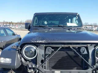 2019 Jeep Wrangler Unlimited Sport S with VIN 1C4HJXDG2KW612913, listed as a IAAI auction lot 41519311 with 104,583 mi miles. Bid and sale history available at carsss.com. Image 6.