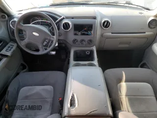 2006 Ford Expedition Special Service with VIN 1FMPU15526LA14918, listed as a Copart auction lot 85312364 with 225,419 mi miles and Salvage Title. Bid and sale history available at carsss.com. Image 8.