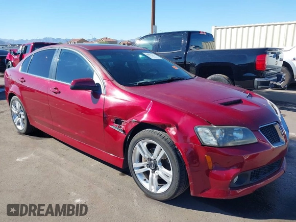 2009 Pontiac G8 with VIN 6G2ER57749L181327, listed as a IAAI auction lot 40772434 with 251,047 mi miles. Bid and sale history available at carsss.com. Image 1.