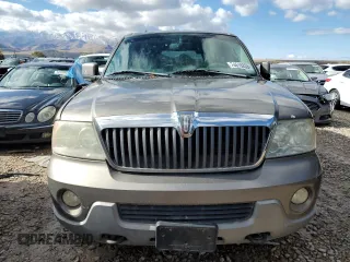 2004 Lincoln Navigator Luxury with VIN 5LMFU28R94LJ10247, listed as a Copart auction lot 41249294 with Not Provided miles and Salvage Title. Bid and sale history available at carsss.com. Image 5.