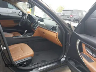 2013 BMW 3 Series 328i xDrive z VIN WBA3B3C55DF536295, wystawiony jako IAAI lot #42199448 z przebiegiem Nie podano mil oraz . Historia ofert i sprzedaży dostępna na DreamBid. Obrazek 5.