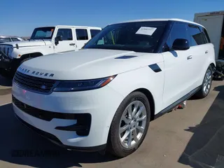 2024 Land Rover Range Rover Sport SE z VIN SAL1P9EU7RA414229, wystawiony jako IAAI lot #41885227 z przebiegiem 2 127 mil mil oraz . Historia ofert i sprzedaży dostępna na DreamBid. Obrazek 2.