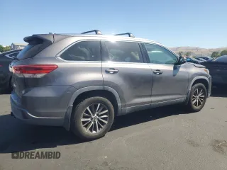 2019 Toyota Highlander SE z VIN 5TDJZRFH5KS605448, wystawiony jako Copart lot #61974075 z przebiegiem 81 636 mil mil oraz Szkoda całkowita • Salvage title. Historia ofert i sprzedaży dostępna na DreamBid. Obrazek 3.