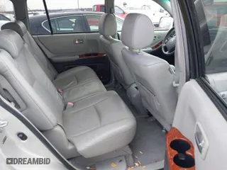 2006 Toyota Highlander Hybrid with VIN JTEEW21A660005649, listed as a IAAI auction lot 41616983 with 265,757 mi miles. Bid and sale history available at carsss.com. Image 8.