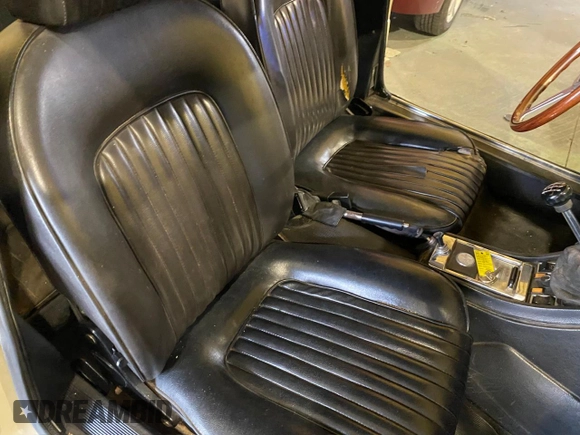 1973 Alfa Romeo Spider z VIN AR3041681, wystawiony jako Copart lot #51425165 z przebiegiem 20 513 mil mil oraz Tytuł czysty. Historia ofert i sprzedaży dostępna na DreamBid. Obrazek 5.