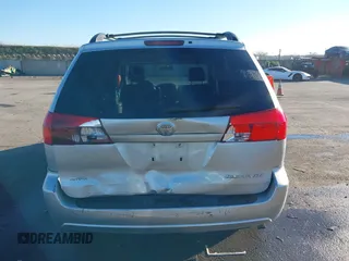 2004 Toyota Sienna XLE with VIN 5TDZA22C64S052274, listed as a IAAI auction lot 41279995 with 287,007 mi miles. Bid and sale history available at carsss.com. Image 16.
