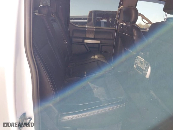 2017 Ford Super Duty F-250 SRW Lariat with VIN 1FT7W2B62HEE68725, listed as a IAAI auction lot 41665815 with 112,202 mi miles. Bid and sale history available at carsss.com. Image 8.