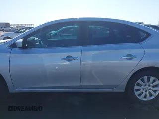 2017 Nissan Sentra S z VIN 3N1AB7AP9HY277592, wystawiony jako IAAI lot #42287903 z przebiegiem 186 876 mil mil oraz . Historia ofert i sprzedaży dostępna na DreamBid. Obrazek 15.