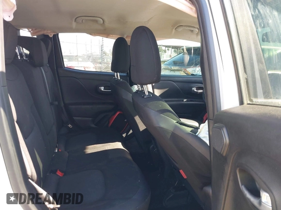 2018 Jeep Renegade Trailhawk with VIN ZACCJBCB7JPH42314, listed as a IAAI auction lot 41436327 with 77,834 mi miles. Bid and sale history available at carsss.com. Image 8.