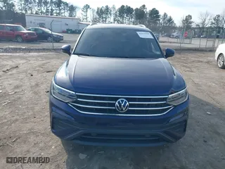 2022 Volkswagen Tiguan SE with VIN 3VV3B7AX4NM062714, listed as a IAAI auction lot 41173705 with 69,264 mi miles. Bid and sale history available at carsss.com. Image 12.