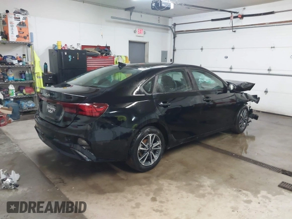 2024 Kia Forte LXS with VIN 3KPF24AD6RE749967, listed as a IAAI auction lot 41585989 with 16,635 mi miles. Bid and sale history available at carsss.com. Image 4.