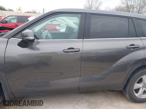 2021 Toyota Highlander L with VIN 5TDZZRAH8MS059113, listed as a IAAI auction lot 41590682 with 60,150 mi miles and . Bid and sale history available at DreamBid. Image 14.
