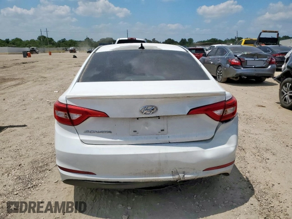 2015 Hyundai Sonata SE z VIN 5NPE24AF0FH004426, wystawiony jako Copart lot #57031915 z przebiegiem 73 493 mil mil oraz Szkoda całkowita • Salvage title. Historia ofert i sprzedaży dostępna na DreamBid. Obrazek 6.