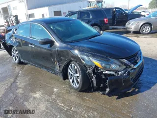 2017 Nissan Altima 2.5 SR with VIN 1N4AL3AP3HC167784, listed as a IAAI auction lot 41816939 with 99,211 mi miles. Bid and sale history available at carsss.com. Image 1.