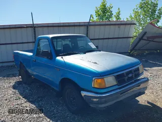 1994 Ford Ranger Splash z VIN 1FTCR10A8RPB46619, wystawiony jako IAAI lot #42323482 z przebiegiem 231 629 mil mil oraz . Historia ofert i sprzedaży dostępna na DreamBid. Obrazek 1.
