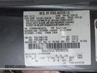 2011 Ford Fusion SE with VIN 3FAHP0HA7BR340296, listed as a IAAI auction lot 41860467 with 137,705 mi miles. Bid and sale history available at carsss.com. Image 9.