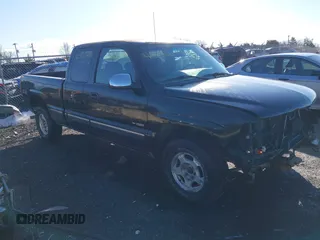 2000 Chevrolet Silverado 1500 LS with VIN 2GCEK19T7Y1200537, listed as a IAAI auction lot 41503486 with 191,143 mi miles. Bid and sale history available at carsss.com. Image 1.