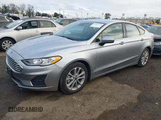 2020 Ford Fusion SE with VIN 3FA6P0LU4LR254714, listed as a IAAI auction lot 41507370 with 40,860 mi miles and . Bid and sale history available at carsss.com. Image 17.
