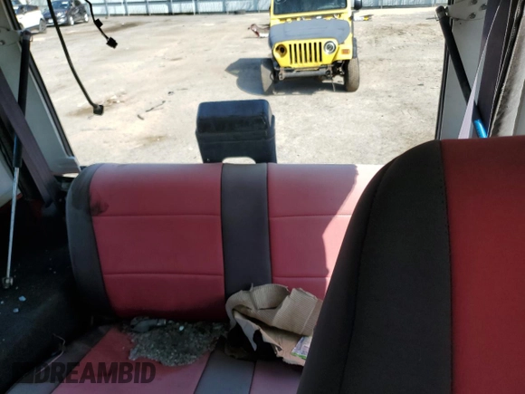 1994 Jeep Wrangler S with VIN 1J4FY19P7RP404873, listed as a Copart auction lot 44501125 with 209,709 mi miles and Salvage Title. Bid and sale history available at carsss.com. Image 10.