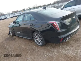 2021 Cadillac CT4 V-Series z VIN 1G6DH5RL9M0128623, wystawiony jako IAAI lot #41794786 z przebiegiem 25 314 mil mil oraz . Historia ofert i sprzedaży dostępna na DreamBid. Obrazek 3.