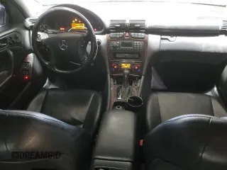 2002 Mercedes-Benz C 230/260/280/320 with VIN WDBRF64JX2E005125, listed as a Copart auction lot 45976765 with 257,456 mi miles and Salvage Title. Bid and sale history available at DreamBid. Image 8.