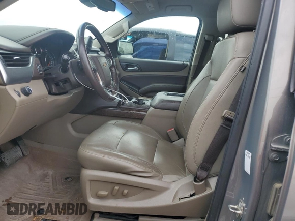 2019 Chevrolet Tahoe LT z VIN 1GNSCBKC8KR396364, wystawiony jako Copart lot #49660755 z przebiegiem 129 014 mil mil oraz Szkoda całkowita • Salvage title. Historia ofert i sprzedaży dostępna na DreamBid. Obrazek 7.