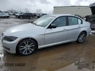 2009 BMW 3 Series 328i xDrive z VIN WBAPK73599A449223, wystawiony jako Copart lot #47316615 z przebiegiem Nie podano mil oraz Szkoda całkowita • Salvage title. Historia ofert i sprzedaży dostępna na DreamBid. Obrazek 1.