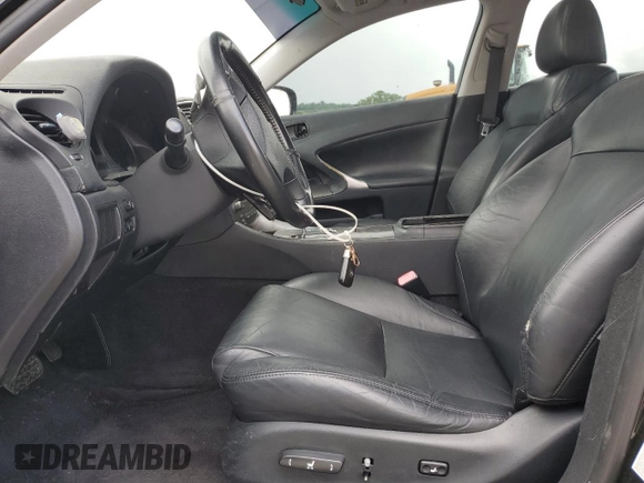 2006 Lexus IS 250 z VIN JTHBK262162003914, wystawiony jako Copart lot #56927115 z przebiegiem 136 494 mil mil oraz Czysty tytuł • Clean title. Historia ofert i sprzedaży dostępna na DreamBid. Obrazek 7.