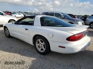 1997 Pontiac Firebird Firebird z VIN 2G2FS22K5V2232134, wystawiony jako Copart lot #74087964 z przebiegiem Nie podano mil oraz Szkody całkowita. Historia ofert i sprzedaży dostępna na DreamBid. Obrazek 2.
