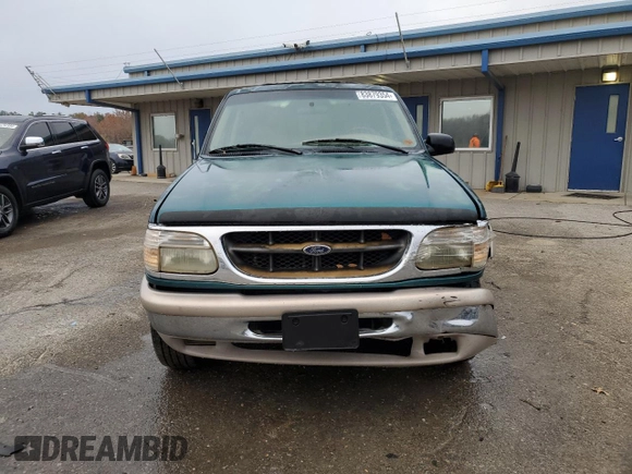 1998 Ford Explorer XLT z VIN 1FMZU32P7WUC59363, wystawiony jako Copart lot #83879354 z przebiegiem 304 490 mil mil oraz Czysty tytuł • Clean title. Historia ofert i sprzedaży dostępna na DreamBid. Obrazek 5.