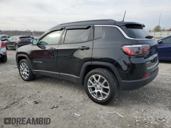 2024 Jeep Compass Latitude Lux z VIN 3C4NJDFN1RT130236, wystawiony jako Copart lot #51159065 z przebiegiem 9 678 mil mil oraz Szkoda całkowita • Salvage title. Historia ofert i sprzedaży dostępna na DreamBid. Obrazek 2.