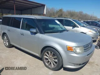 2009 Ford Flex Limited with VIN 2FMDK53C99BA72143, listed as a IAAI auction lot 41782374 with 220,324 mi miles. Bid and sale history available at carsss.com. Image 1.