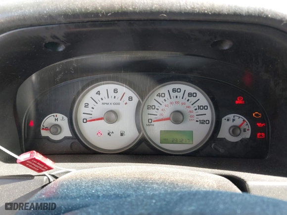 2007 Ford Escape XLS with VIN 1FMYU92Z27KB70443, listed as a IAAI auction lot 42114792 with 231,217 mi miles. Bid and sale history available at carsss.com. Image 7.