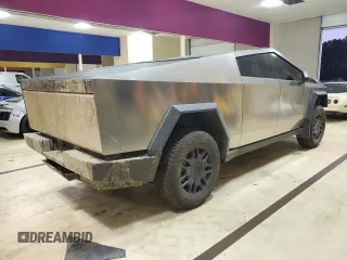 2024 Tesla Cybertruck z VIN 7G2CEHED8RA013046, wystawiony jako Copart lot #79999264 z przebiegiem Nie podano mil oraz Szkody całkowita. Historia ofert i sprzedaży dostępna na DreamBid. Obrazek 3.