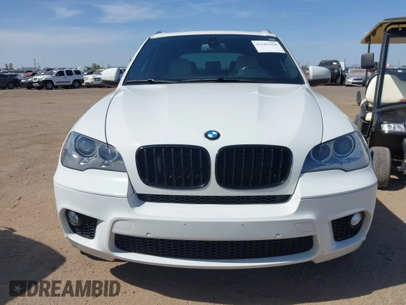 2013 BMW X5 xDrive50i with VIN 5UXZV8C53D0C17368, listed as a IAAI auction lot 42505100 with 86,497 mi miles and . Bid and sale history available at DreamBid. Image 6.