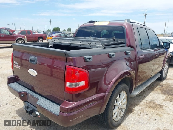2007 Ford Explorer Sport Trac Limited z VIN 1FMEU33817UA04229, wystawiony jako IAAI lot #42469547 z przebiegiem 200 859 mil mil oraz . Historia ofert i sprzedaży dostępna na DreamBid. Obrazek 4.