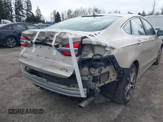 2019 Ford Fusion SEL with VIN 3FA6P0CD8KR256321, listed as a IAAI auction lot 41999502 with 67,500 mi miles. Bid and sale history available at carsss.com. Image 6.